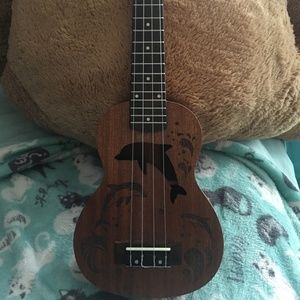 Dolphin Wood Ukulele